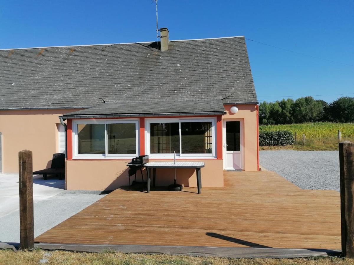 Gite De La Courtoisie Gavray-sur-Sienne Eksteriør billede